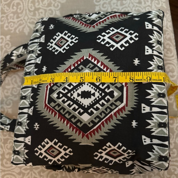 Nice Southwestern Pattern Zip Shoulder Bag - Picture 9 of 13